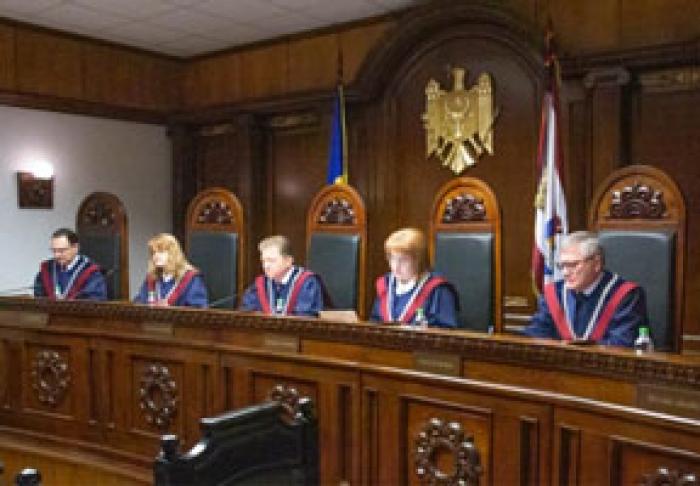 КС ПРИЗНАЛ НЕКОНСТИТУЦИОННЫМ УКАЗ ПРЕЗИДЕНТА О ПОВТОРНОМ ВЫДВИЖЕНИИ НАТАЛЬИ ГАВРИЛИЦЫ КАНДИДАТОМ В ПРЕМЬЕРЫ