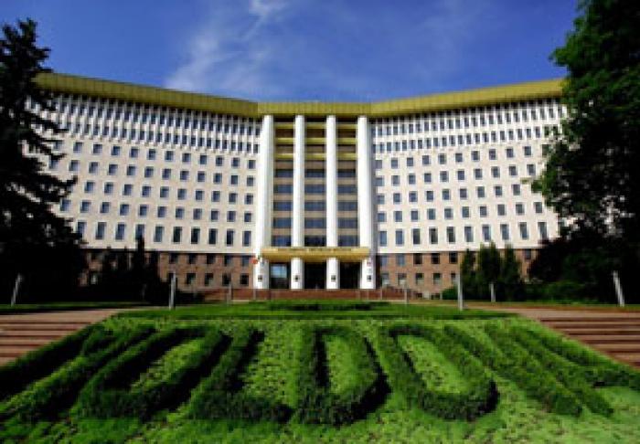 ОПРОС: В СЛУЧАЕ ДОСРОЧНЫХ ВЫБОРОВ В ПАРЛАМЕНТ МОГУТ ПРОЙТИ ЧЕТЫРЕ ПАРТИИ