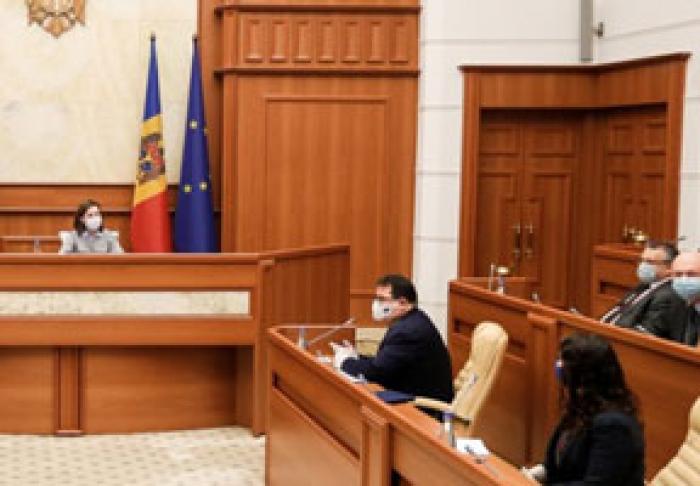 ПРЕЗИДЕНТ МАЙЯ САНДУ ОБСУДИЛА С СОВЕТНИКАМИ ЕВРОСОЮЗА МНОГОЛЕТНЮЮ ПРОГРАММУ ПОМОЩИ МОЛДОВЕ