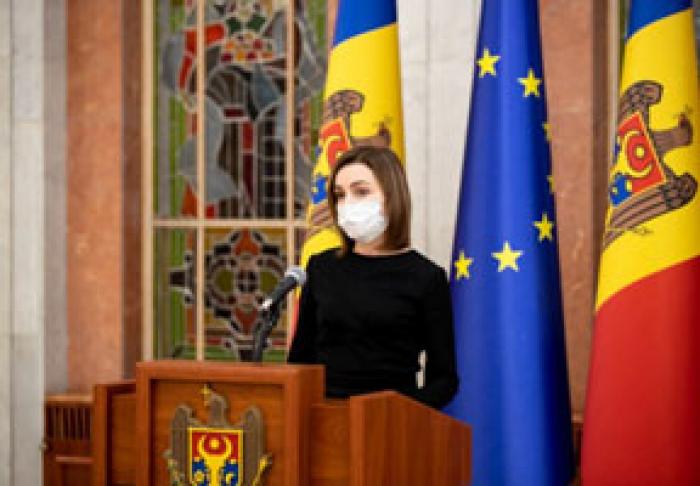 ПРЕЗИДЕНТ МАЙЯ САНДУ ПРОДОЛЖАЕТ НАСТАИВАТЬ НА ДОСРОЧНЫХ ВЫБОРАХ, НЕСМОТРЯ НА РЕШЕНИЕ КОНСТИТУЦИОННОГО СУДА