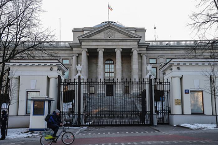 Россия отреагировала на высылку своих дипломатов из Европы