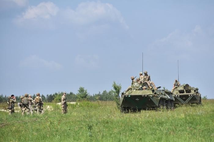 Украина запланировала провести военные учения на границе с Крымом