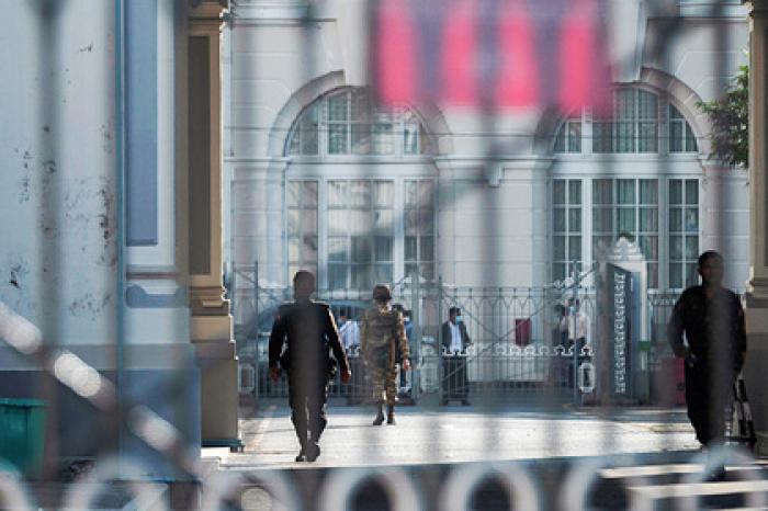 Захватившие власть в Мьянме военные запретили авиаперелеты