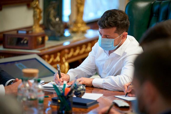 Зеленского обвинили в «политической расправе» над неугодными СМИ
