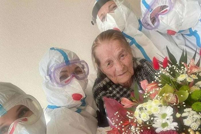 100-летняя украинка вылечилась от коронавируса