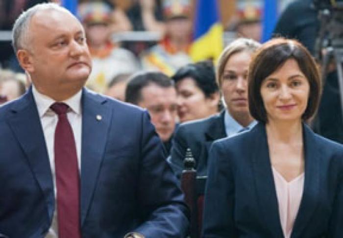 ПРЕЗИДЕНТ И ЭКС-ПРЕЗИДЕНТ МОЛДОВЫ СПОРЯТ ПО ПОВОДУ ПРИОБРЕТЕНИЯ ДОРОГОГО СМАРТФОНА ЗА СЧЕТ БЮДЖЕТА