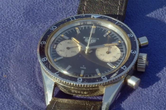 Купленные за пару тысяч рублей старые часы оценили в миллион рублей