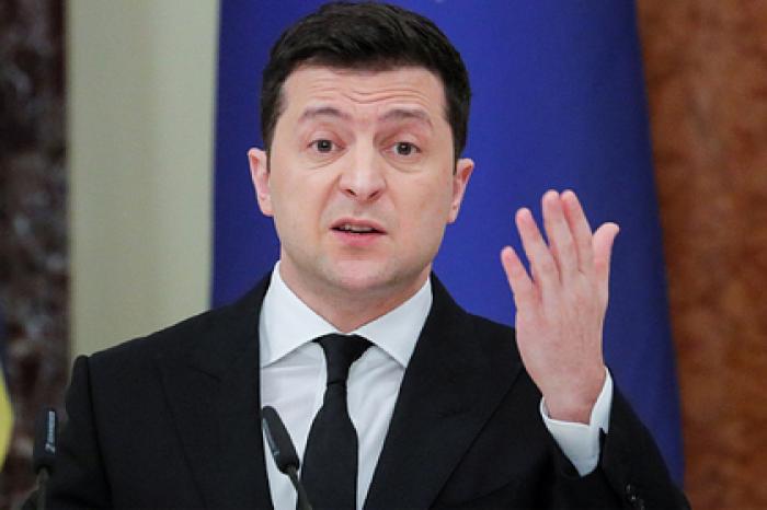 Зеленский обвинил Россию в «игре мускулами» в Донбассе