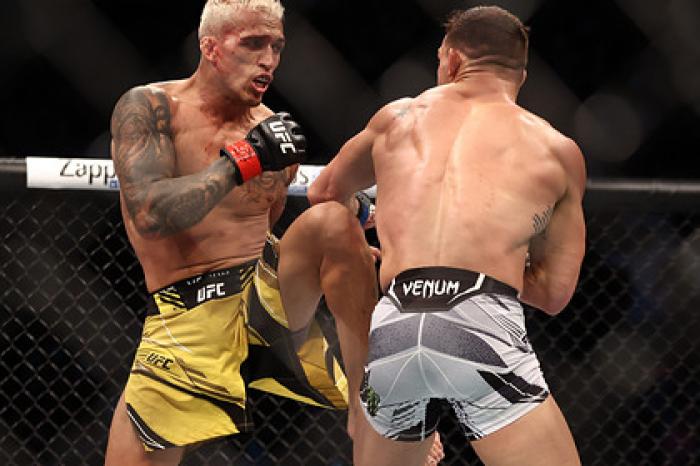 Новый чемпион UFC Оливейра ответил Макгрегору