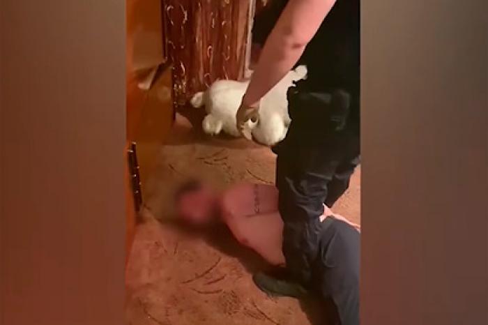 Украинец под наркотиками расстрелял полицейских из окна многоэтажки