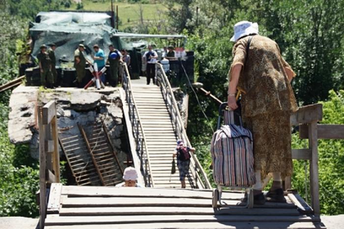 Украинские власти отказались платить маломобильным пенсионерам в Донбассе