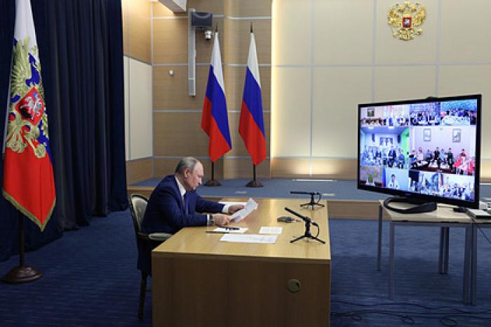 Оленевод поприветствовал Путина словом «здорово» и рассказал о жизни с 11 детьми