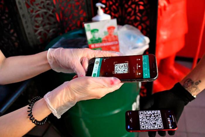 Описана схема подделки QR-кодов для прохода в рестораны Москвы