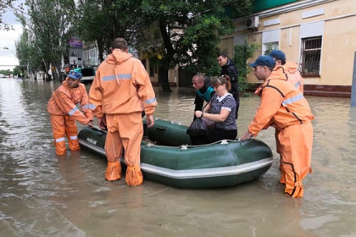 Во всем Крыму ввели режим ЧС после затоплений