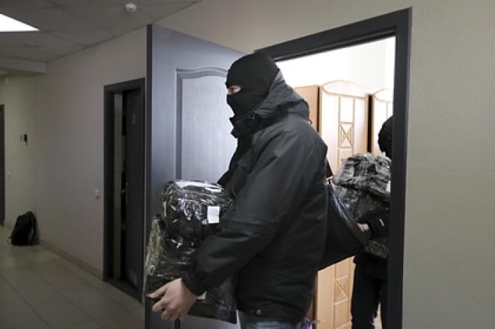 Белорусские силовики выломали двери офиса оппозиционных СМИ