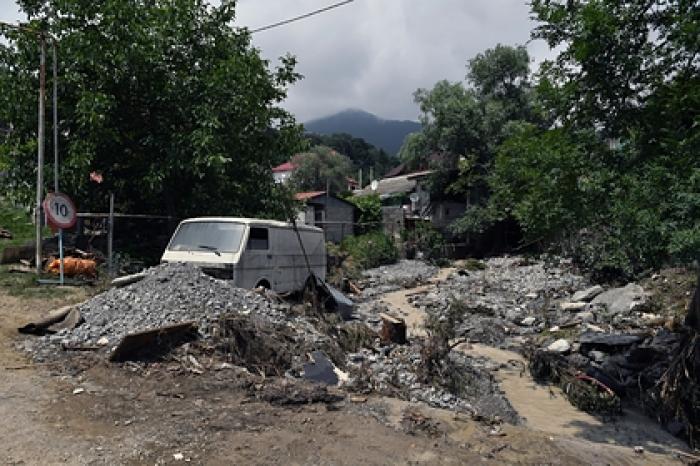 Ливни в Крыму вызвали сход селевого потока