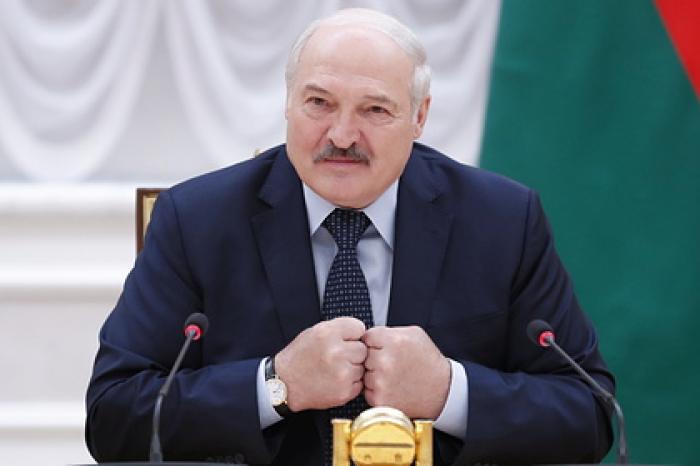 Лукашенко поручил полностью закрыть границу с Украиной