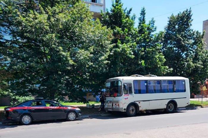 Мужчина с ножом напал на пассажиров автобуса на юге России
