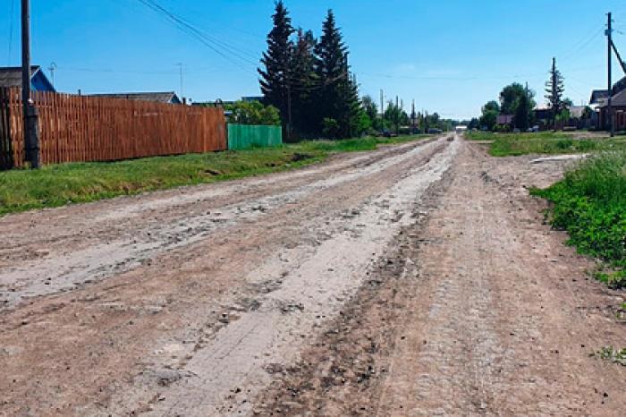 Жители омской деревни после отказа Меркель чинить дорогу написали новое письмо