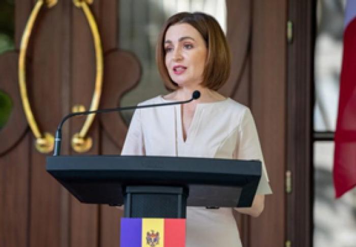 PREŞEDINTELE MAIA SANDU CONSIDERĂ CĂ CONSTITUŢIA MOLDOVEI ÎI UNEŞTE PE OAMENII ÎN JURUL UNUI SCOP COMUN