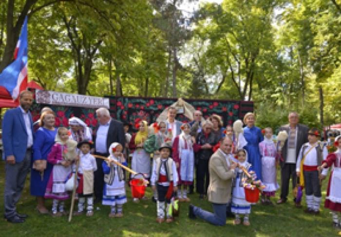 DUMINICĂ, LA CHIŞINĂU S-A DESFĂŞURAT CEL DE-AL XXI-LEA FESTIVAL ETNO-CULTURAL "UNITATE PRIN DIVERSITATE"