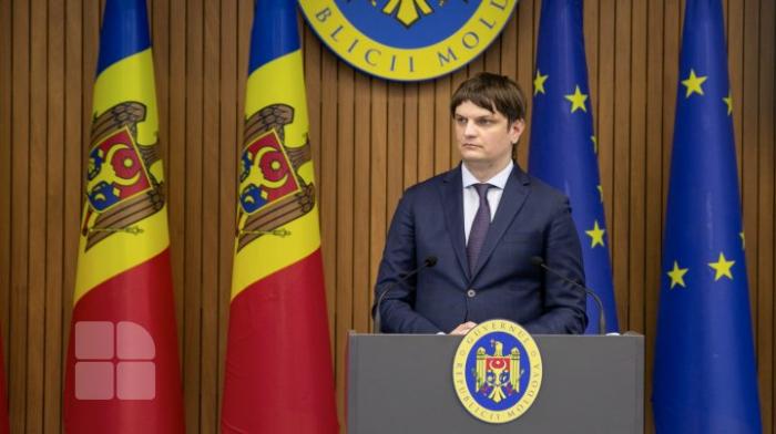 Ministrul Infrastructurii și Dezvoltării Regionale, Andrei Spînu, invitatul emisiunii «В центре внимания» cu Oxana Bodnar