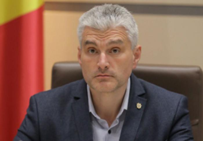 UN FOST VICEPREŞEDINTE AL PARLAMENTULUI LE CERE AUTORITĂȚILOR SĂ EXPLICE CUM SE FORMEAZĂ PREȚUL LA GAZE