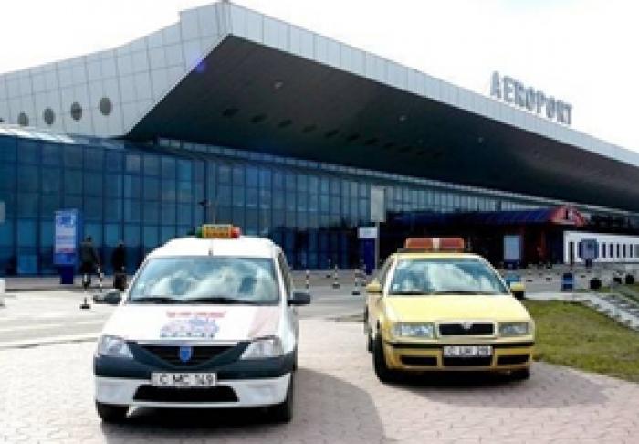 ÎN AEROPORT A FOST DESFIINŢAT MONOPOLUL LA SERVICIILE DE TAXI - VICEPRIM-MINISTRUL ANDREI SPÎNU