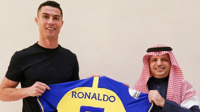 Роналду уезжает играть в Саудовскую Аравию