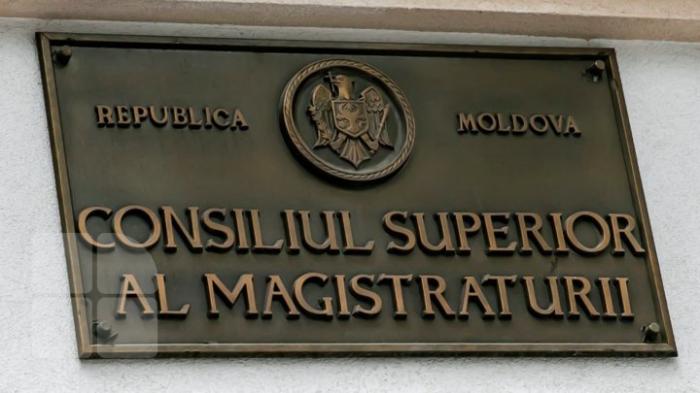 BREAKING NEWS: Trei membri ai Consiliului Superior al Magistraturii, numiți de Parlament