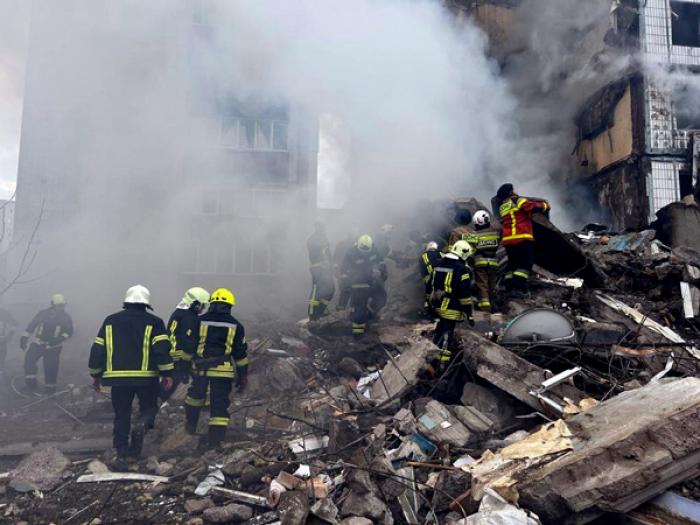 (VIDEO) Atac devastator al ruşilor în Ucraina: cel puţin 12 morţi, printre care şi un copil de 3 ani