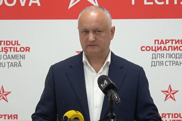 (VIDEO) PSRM PROPUNE CA MOLDOVA SĂ FIE DECLARATĂ „STAT CAPTURAT”, IAR PARTIDUL PAS - „TOTALITAR”