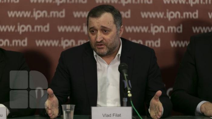 Vlad Filat îşi cere "dreptul la dreptate" şi vrea revizuirea procesului de judecată în care a fost condamnat pentru trafic de influenţă şi luare de mită