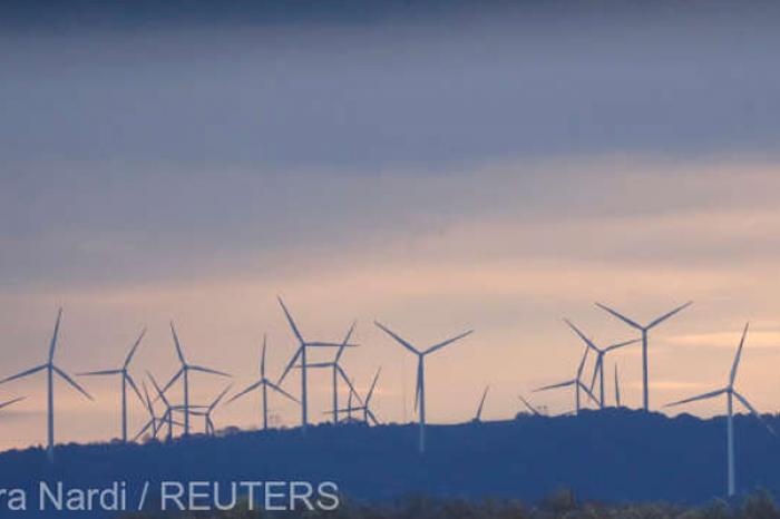 Italia îşi extinde capacităţile de energie regenerabilă