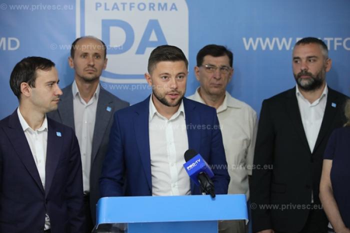 (VIDEO) PARTIDUL „PLATFORMA DA” L-A DESEMNAT CANDIDAT PENTRU ALEGERILE PRIMARULUI CHIȘINĂULUI PE FOSTUL VICEPRIMAR VICTOR CHIRONDA