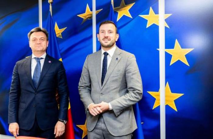 Agenda de mediu și tranziție verde, pusă în discuție, la Bruxelles, în cadrul întrevederii prim-ministrului Dorin Recean cu Virginijus Sinkevičius, comisarul european pentru mediu, și Wopke Hoekstra, comisarul european pentru acţiune climatică