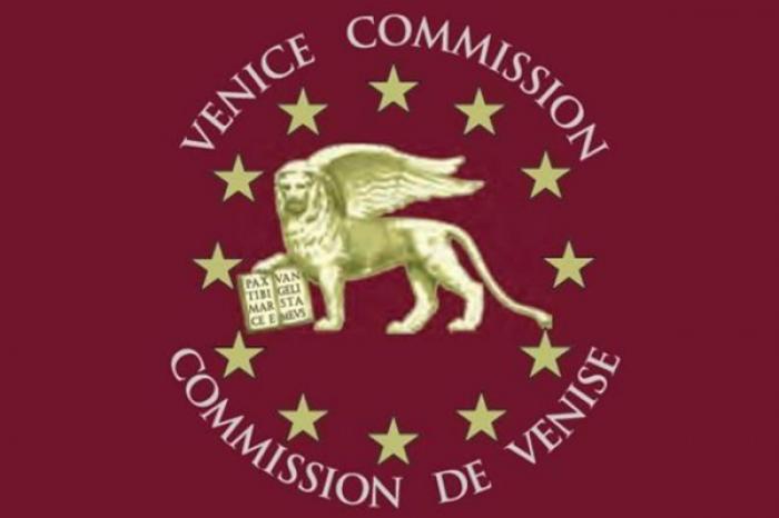 COMISIA DE LA VENEȚIA: UNELE RECOMANDĂRI PRIVIND LEGILE REFERITOARE LA SUS N-AU FOST REALIZATE COMPLET