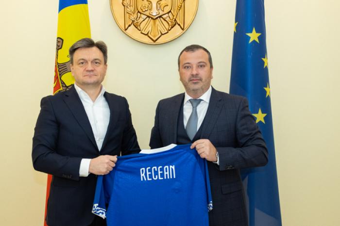 GUVERNUL VA IDENTIFICA ÎMPREUNĂ CU FEDERAŢIA DE FOTBAL SOLUŢII OPTIME PENTRU CONSTRUCŢIA STADIONULUI NAŢIONAL