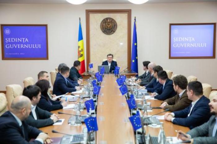 Peste 136 de milioane de lei vor fi alocate de Guvern pentru Programul „Satul European” și acoperirea sporului lunar de 1300 de lei funcționarilor din APL