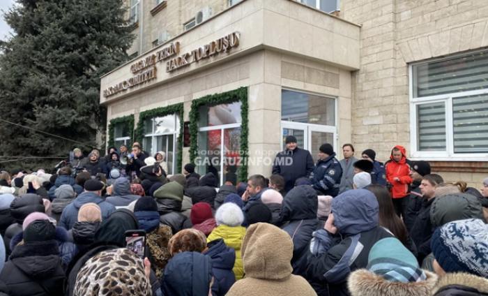 В КОМРАТЕ ПАТЕНТООБЛАДАТЕЛИ ПРОВЕЛИ ПРОТЕСТ ПО ПОВОДУ НАЛОГОВ И ШТРАФОВ