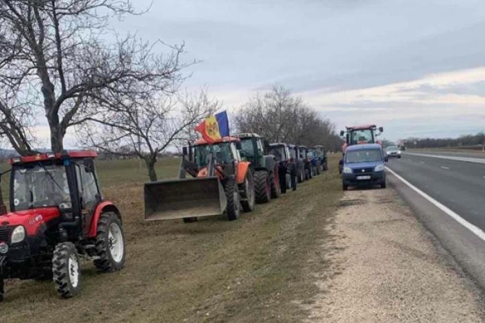 ​ACȚIUNILE DE PROTEST A FERMIERILOR AU FOST RELUATE PE TOT TERITORIUL REPUBLICII MOLDOVA