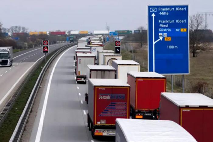 Польские фермеры заблокировали главную магистраль в Германию