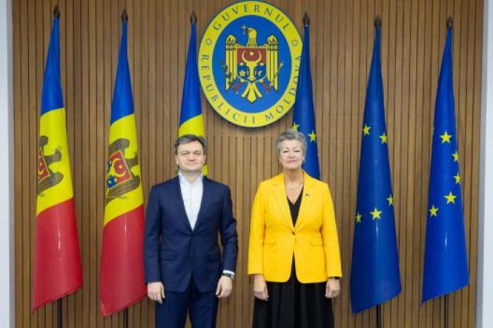 Premierul Dorin Recean, în discuții cu Ylva Johansson, comisara europeană pentru Afaceri Interne