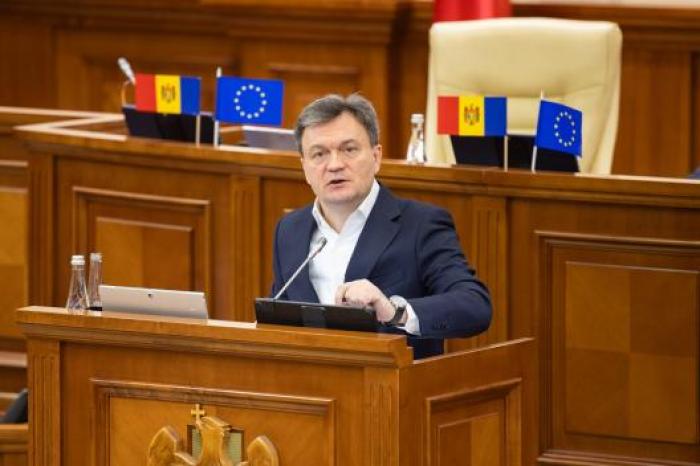 Prim-ministrul Dorin Recean, la prezentarea Raportului cu privire la activitatea Guvernului: „Pentru Moldova europeană trebuie să ne unim cu toții forțele, să continuăm reformele care aduc beneficii cetățenilor și țării”