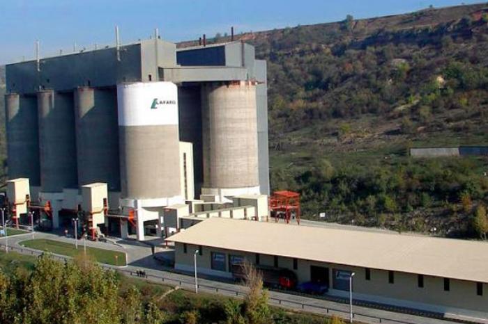 LAFARGE A INVESTIT 40 DE MILIOANE DE EURO ÎN FABRICA DE CIMENT DIN REZINA