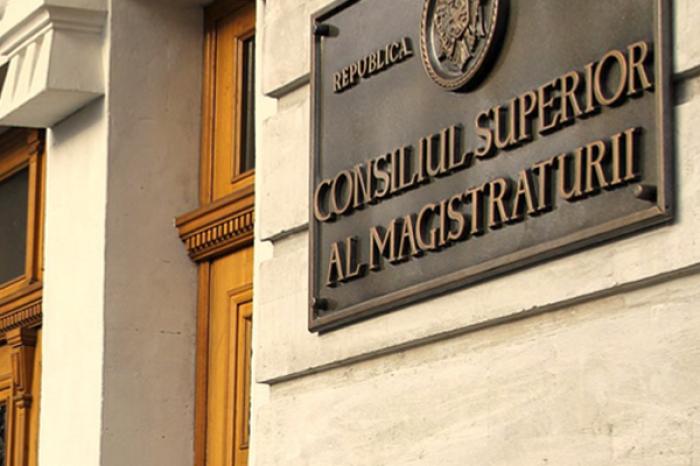 CONSILIUL SUPREM AL MAGISTRATURII A ÎNDEMNAT POLITICIENII ŞI AUTORITĂŢILE SĂ "RESPECTE INDEPENDENŢA JUSTIŢIEI"