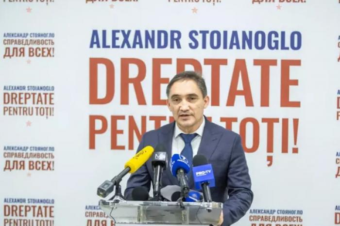 CANDIDATUL ALEXANDRU STOIANOGLO, CARE A PIERDUT ALEGERILE PREZIDENȚIALE DIN MOLDOVA, ȘI-A ÎNDEMNAT CONCETĂȚENII SĂ „RĂMÂNĂ CALMI”