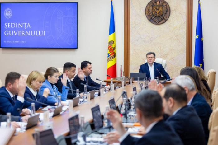 ПРЕМЬЕР-МИНИСТР ДОРИН РЕЧАН ЗАЯВИЛ О НЕОБХОДИМОСТИ «СИСТЕМНОГО ПОДХОДА», ЧТОБЫ ПОДГОТОВИТЬСЯ К «НОВОЙ ВОЛНЕ» ПОДКУПА НА ВЫБОРАХ