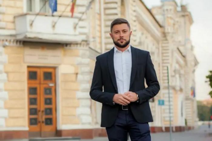 БЫВШИЙ КАНДИДАТ НА ПОСТ ПРИМАРА КИШИНЕВА ВИКТОР КИРОНДА ОТКАЗАЛСЯ ОТ МАНДАТА СОВЕТНИКА МУНИЦИПАЛЬНОГО СОВЕТА