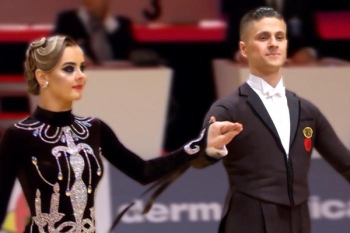 REPREZENTANȚII MOLDOVEI ALEXEI GLUHOV ȘI ANASTASIA GLAZUNOVA AU DEVENIT CAMPIONI MONDIALI LA DANS SPORTIV